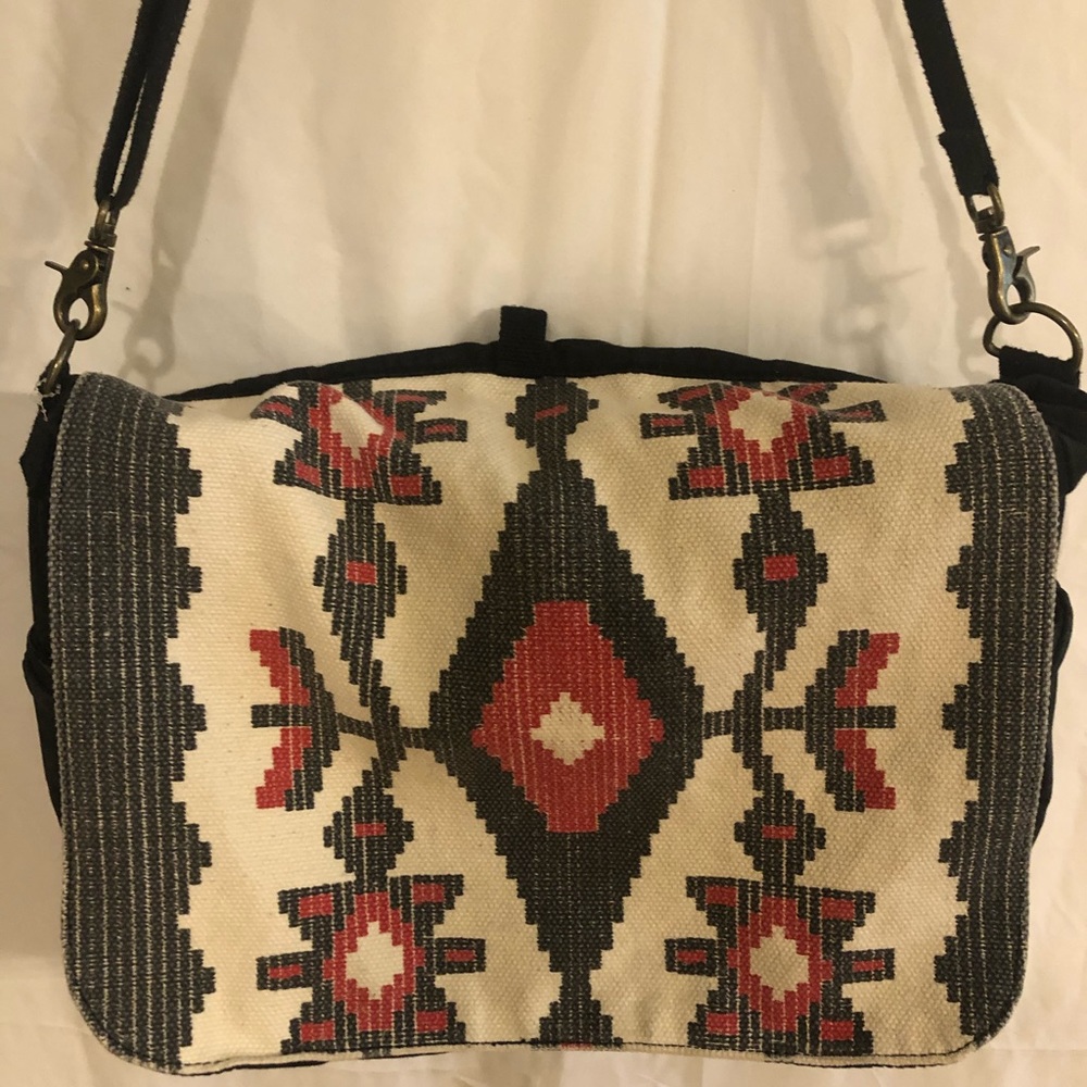 🌊BILLABONG CROSSBODY BAG💙 LARGE NWOT